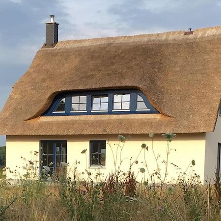 Stilvolles Reetdachhaus Coastline An Der Ostsee Gross Schwansee Exterior photo